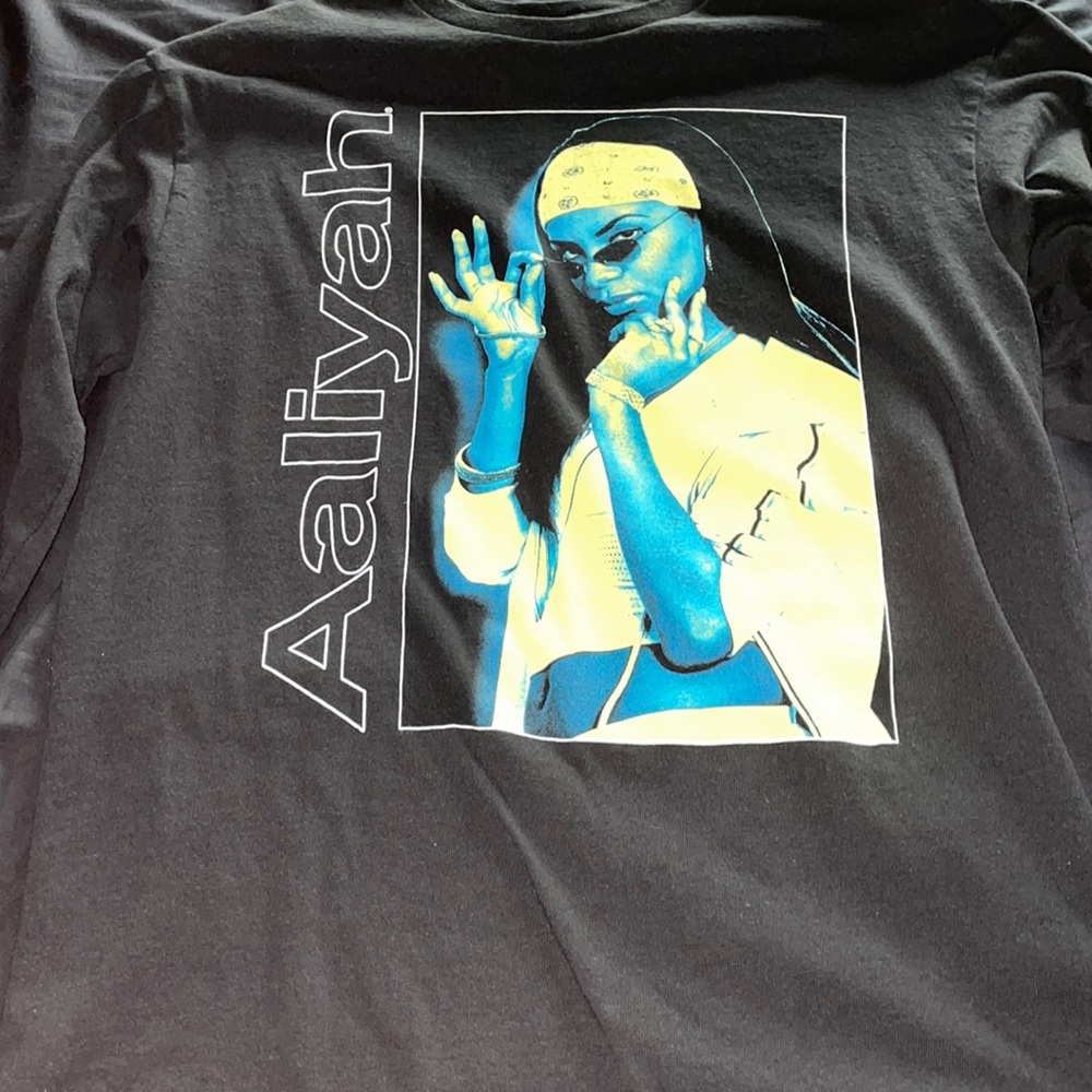 Aaliyah shirt